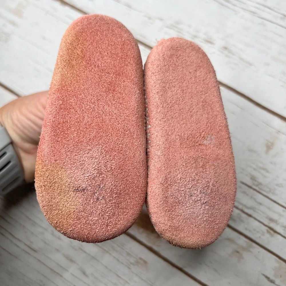 Minnetonka Moccasin‎ Booties Pink Suede Fringe Whipstitch Size 3